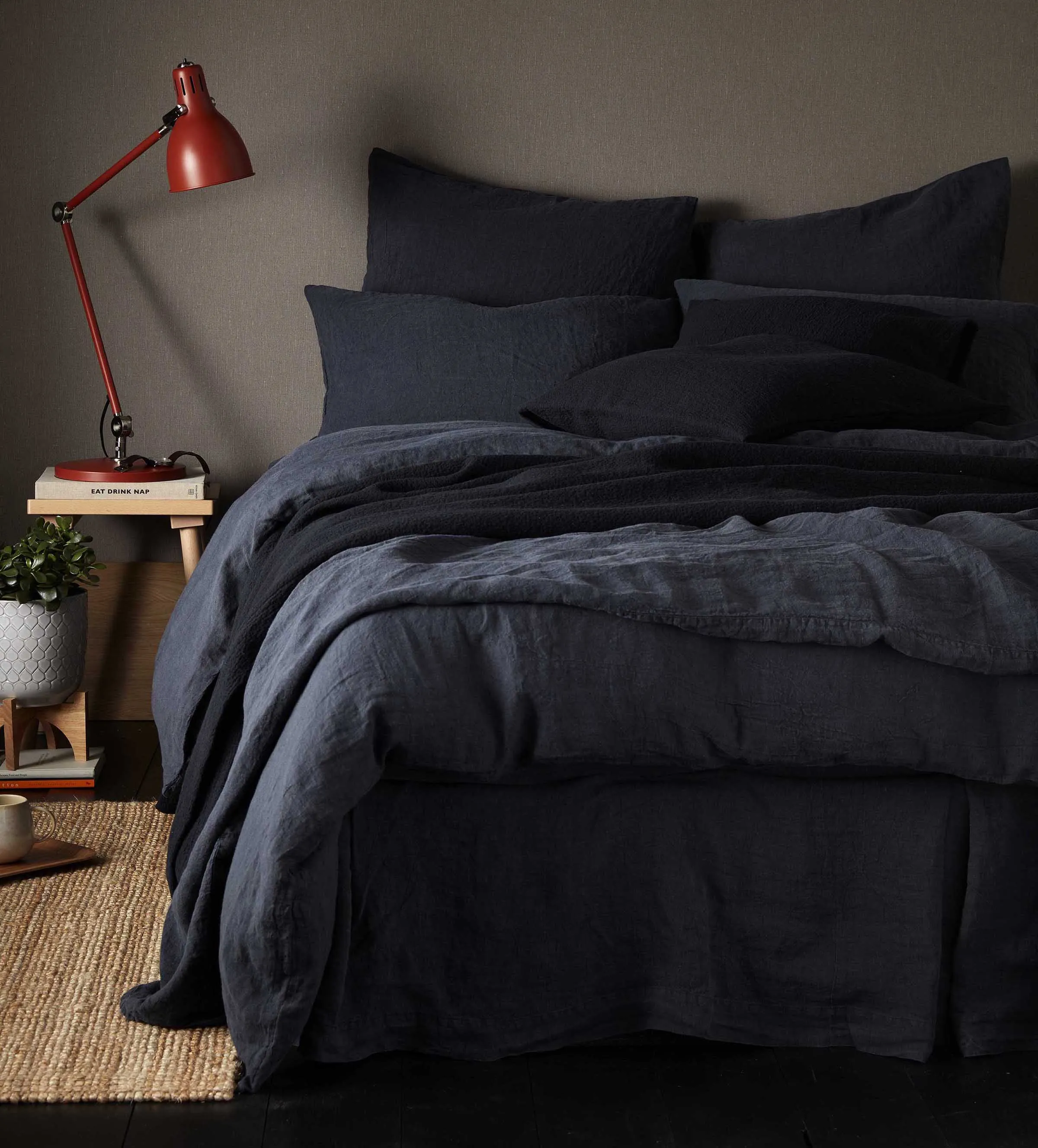 Black 100% Linen Bed Linen