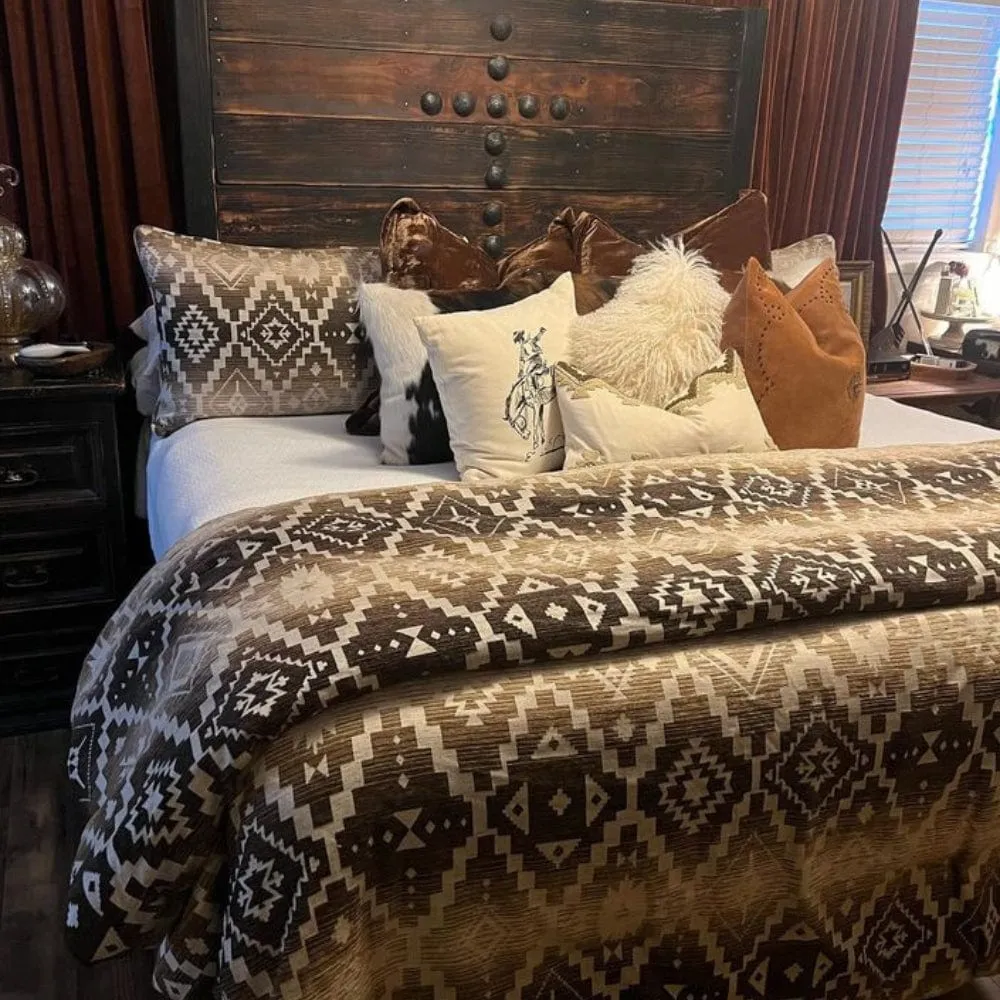 Chalet Aztec Bedding Set