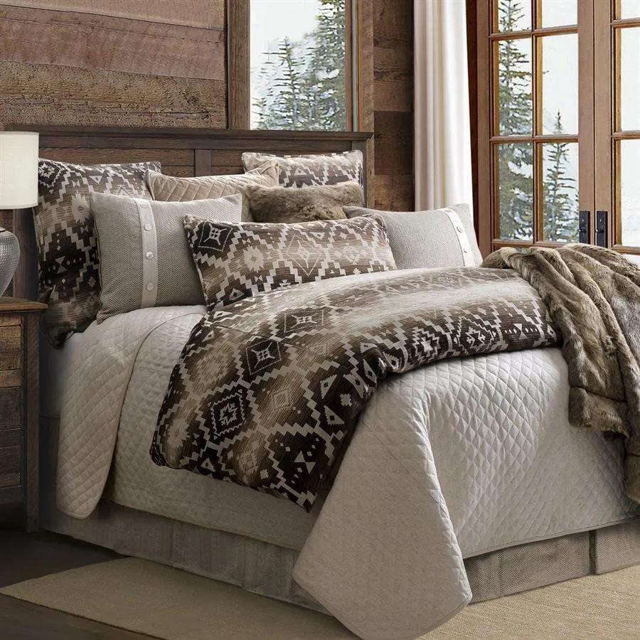 Chalet Aztec Bedding Set