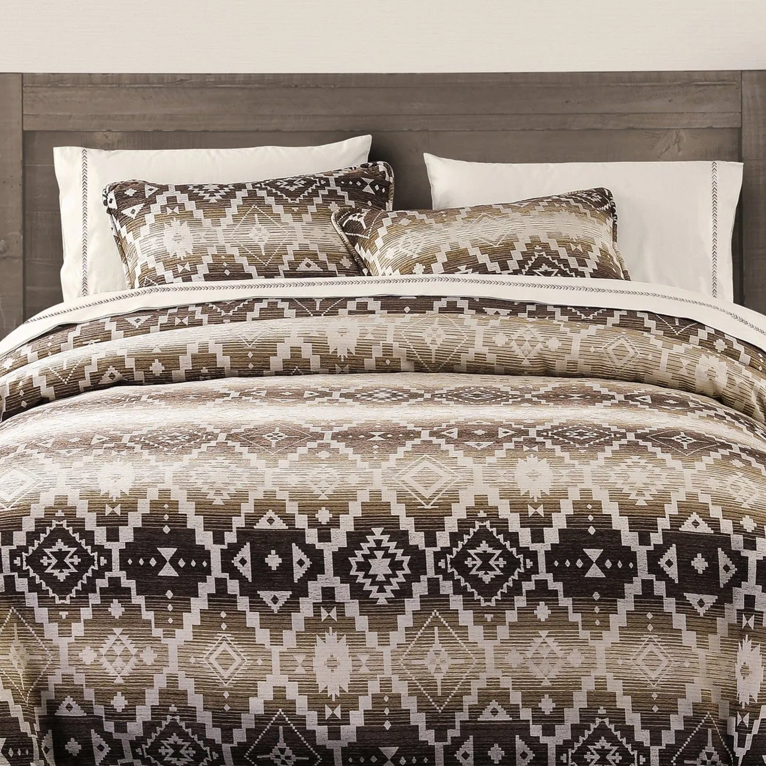 Chalet Aztec Bedding Set