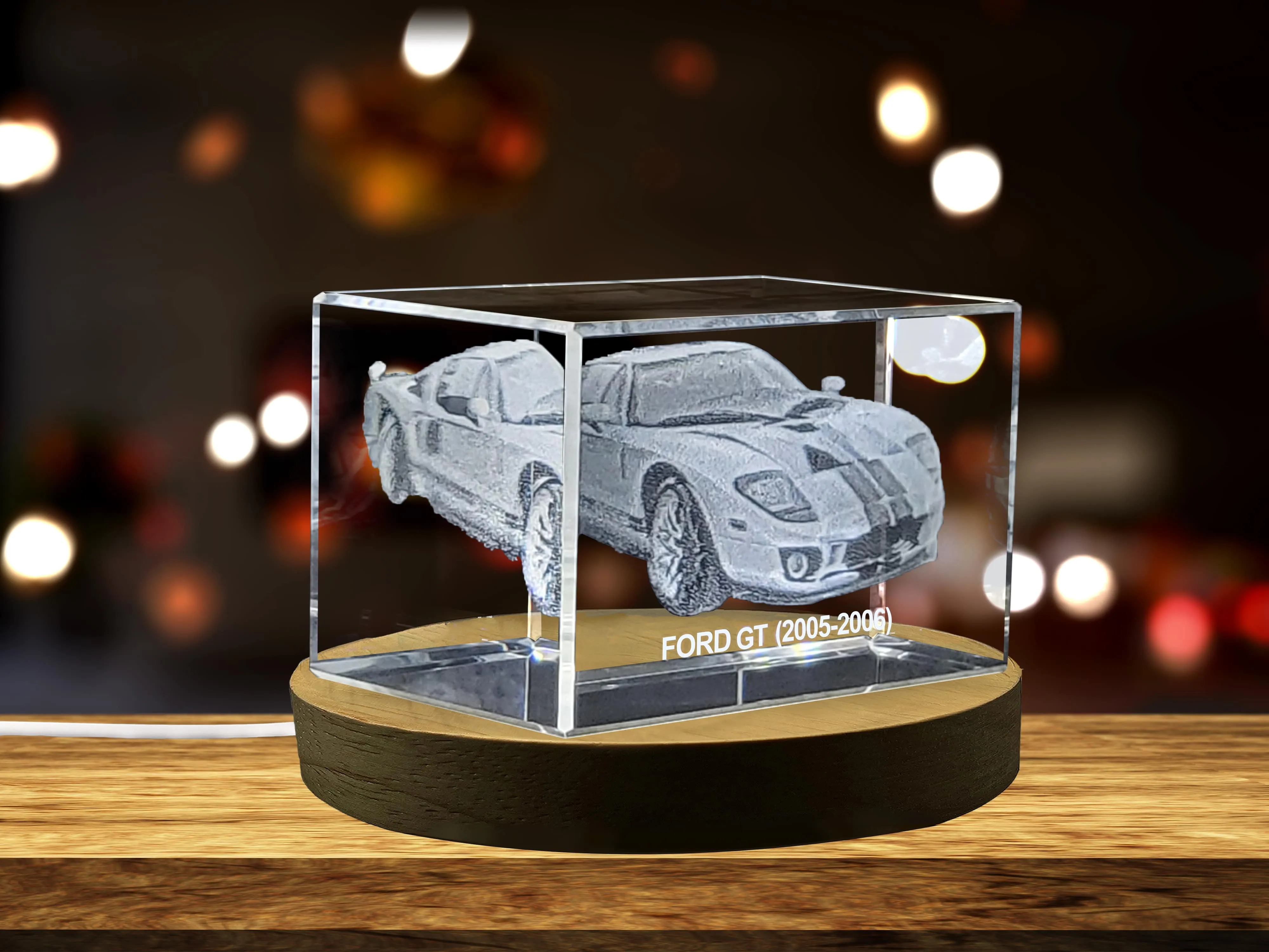 Exquisite 3D Engraved Crystal of the Legendary 2005-2006 Ford GT Supercar