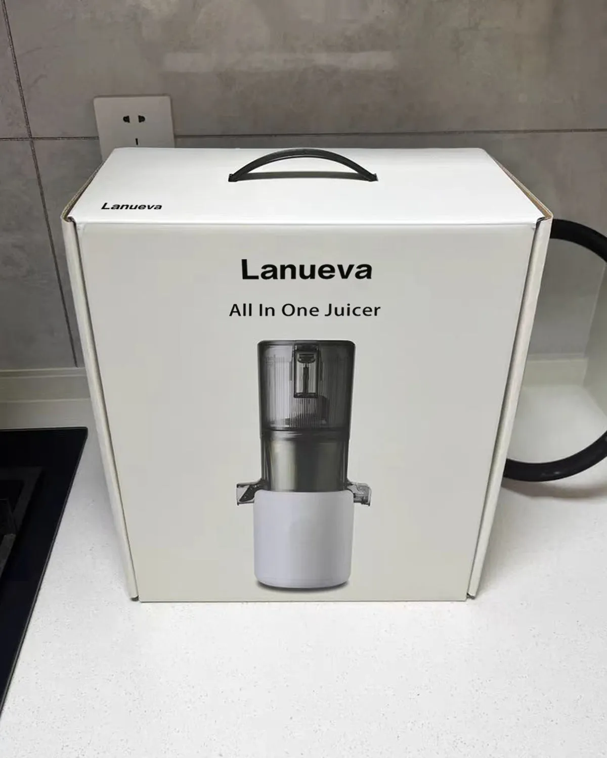 Lanueva Electric Juicer, for oranges, lemons, grapefruit and other fruits, brushed stainless steel