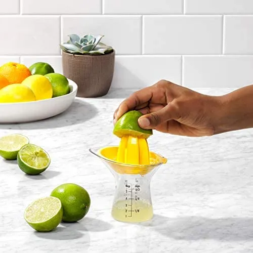 OXO Good Grips Small Citrus Juicer, 70 ml