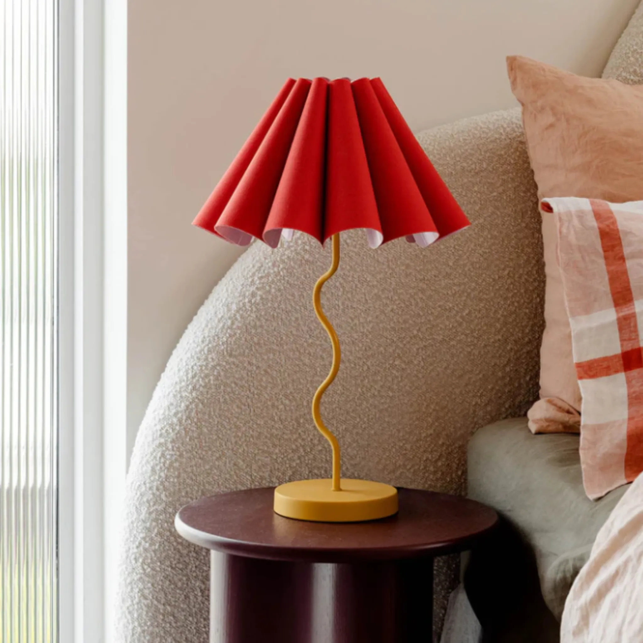 Paola & Joy - Cora Table Lamp Rouge / Mustard