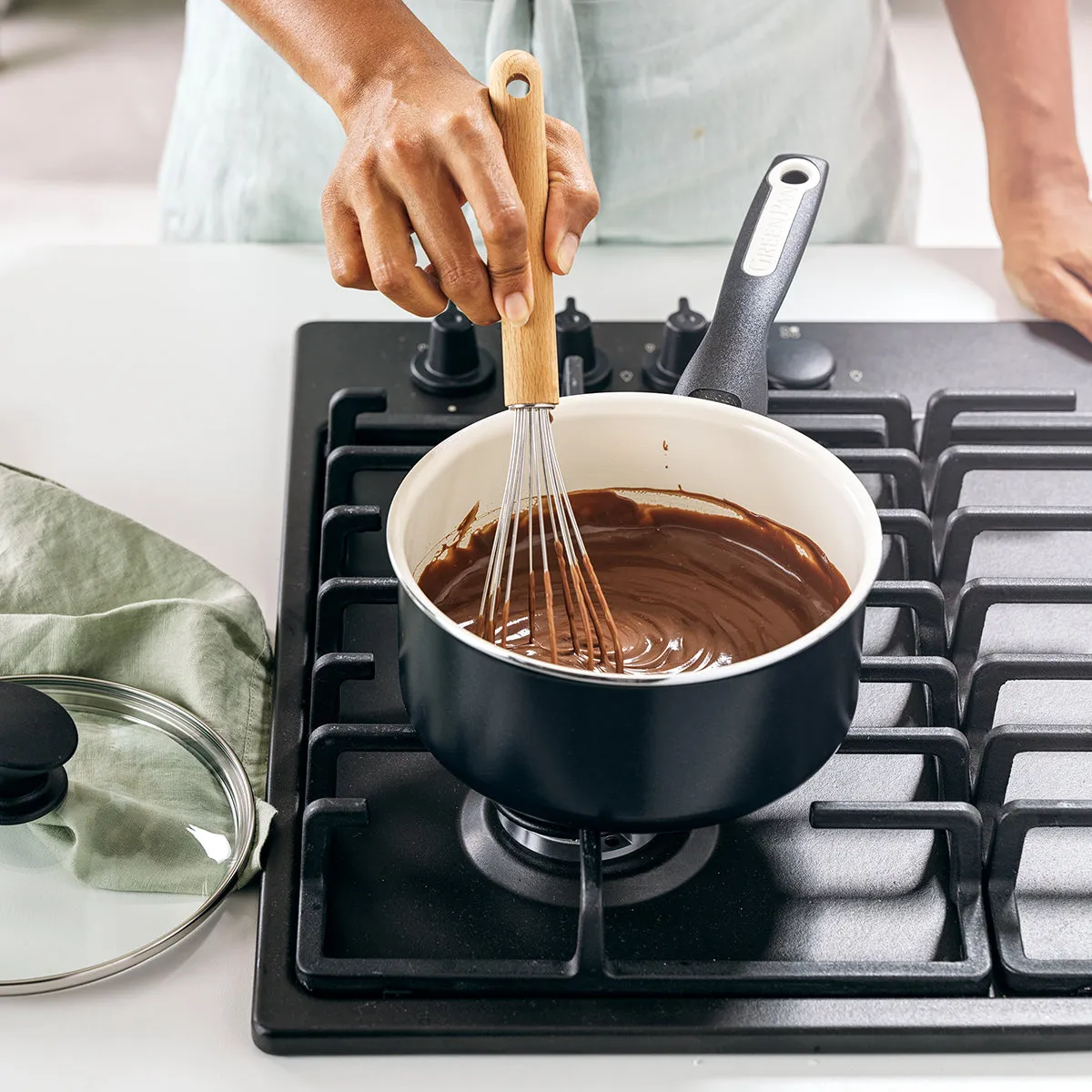 Rio Ceramic Nonstick 2-Quart Saucepan with Lid | Black