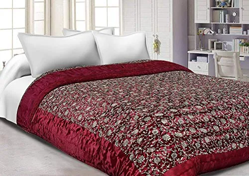 THROW KING Rajasthani Cotton Filled Light Weight Silk Soft Jaipuri AC Quilt/Razai Dohar Over All Floral Print Design with Gold Print Quilts Blankets for Home(Single Bed)